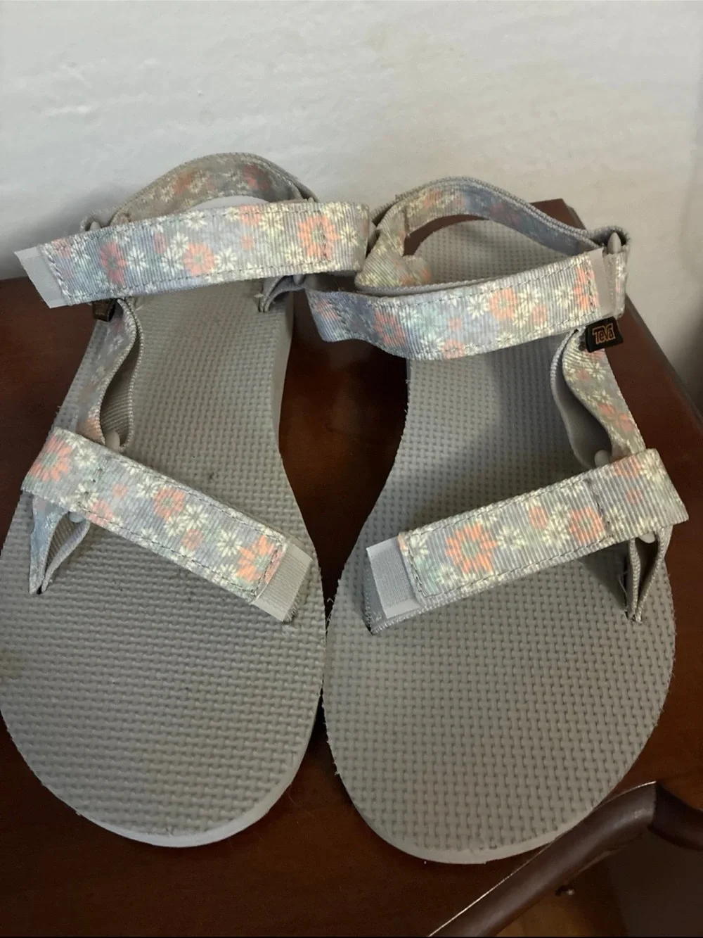 Teva Gray Sandals with Peach Floral Straps Size 7 - Picture 2 of 6